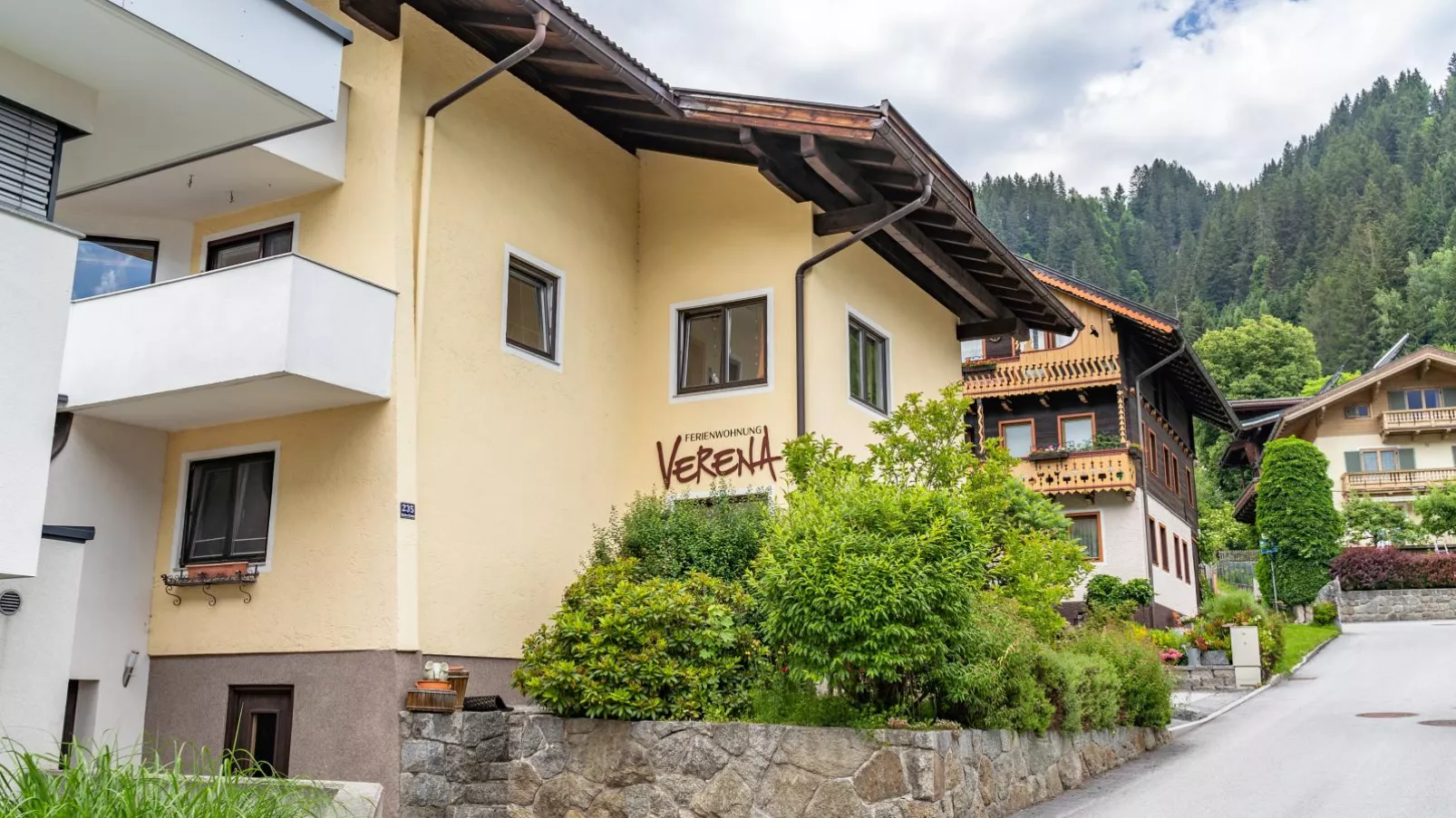 Haus-Verena-Exterior summer