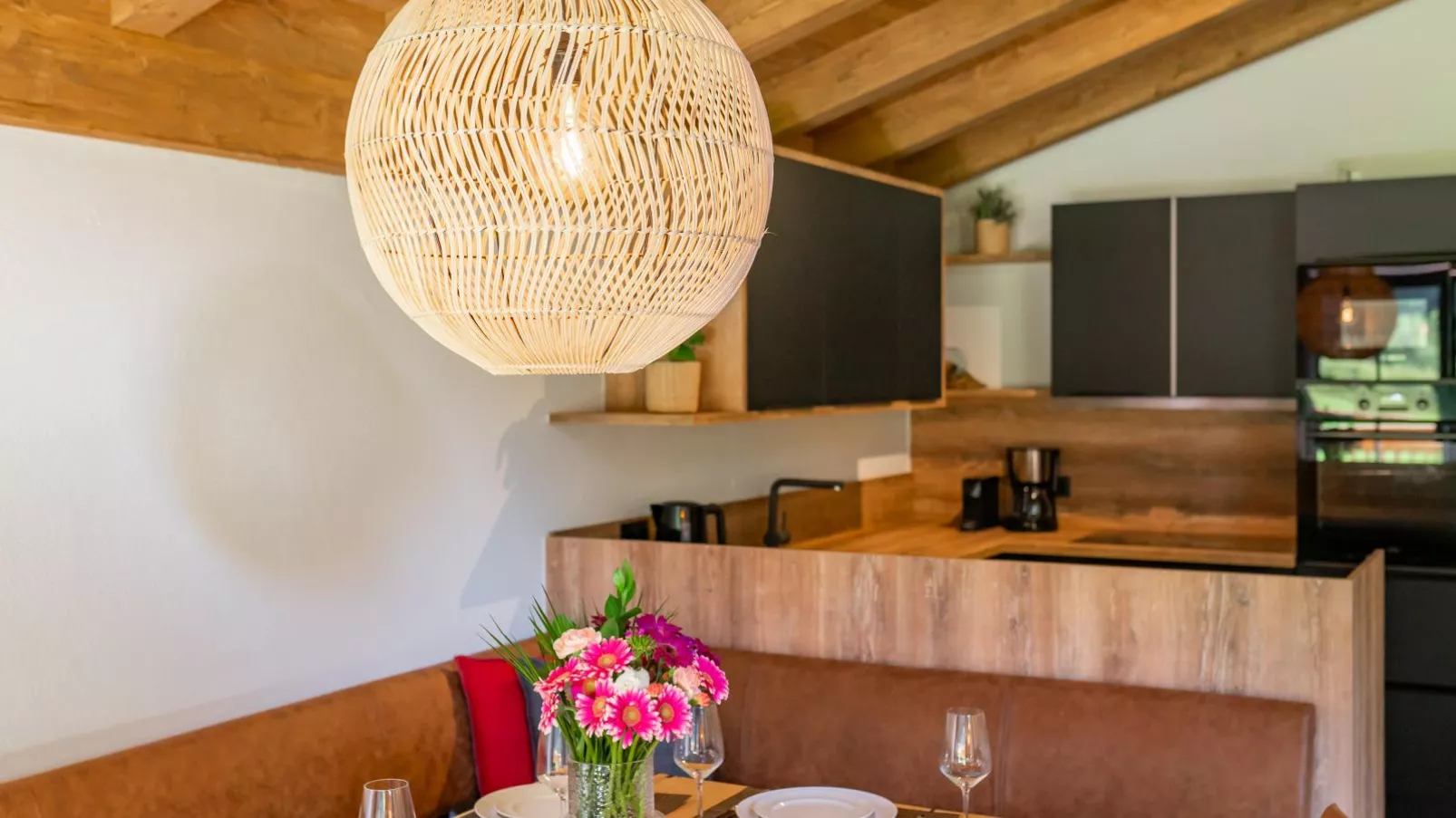 Almrausch-Dining room