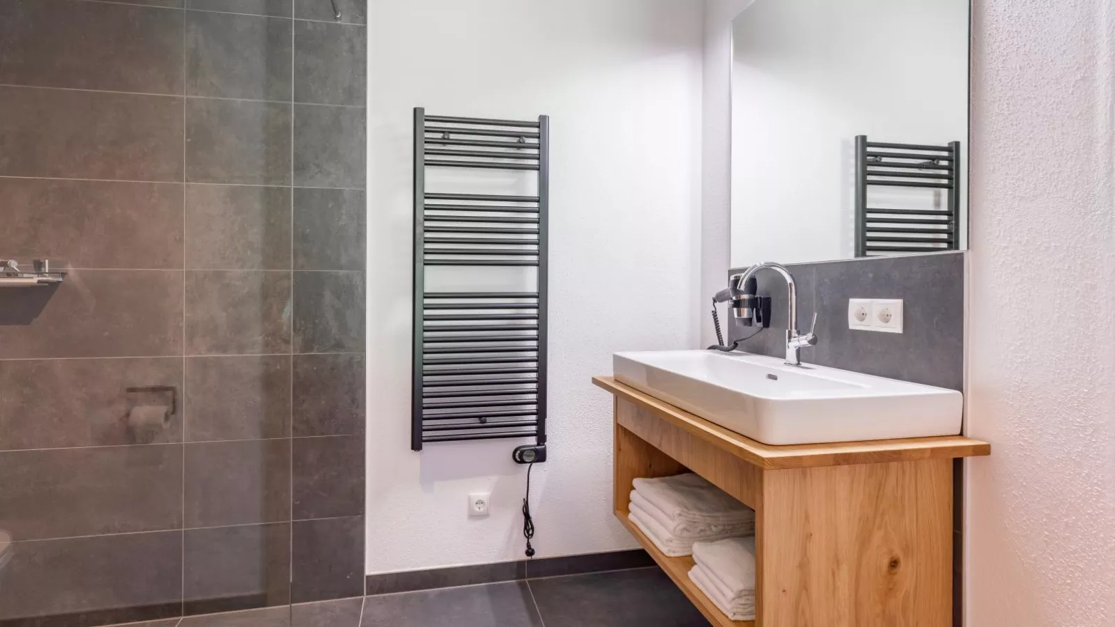 Almrausch-Bathroom