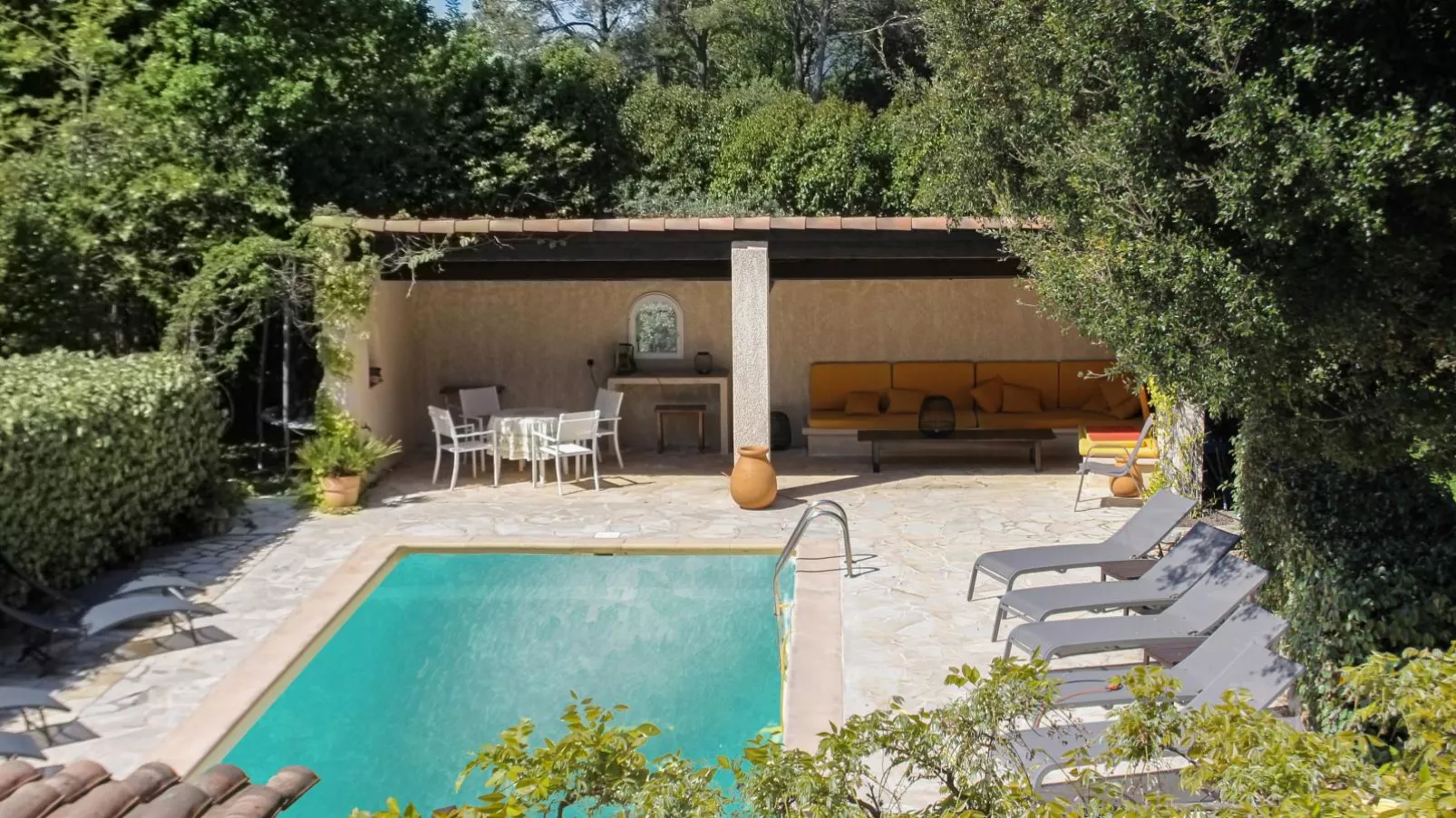 Villa Muguet-Vue d'été