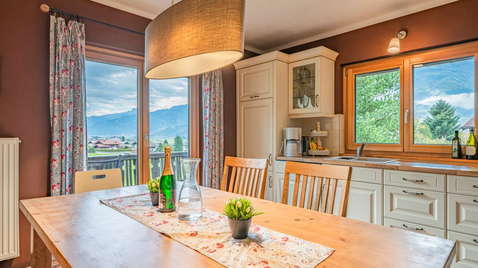 Schneeflocke XL-Dining room
