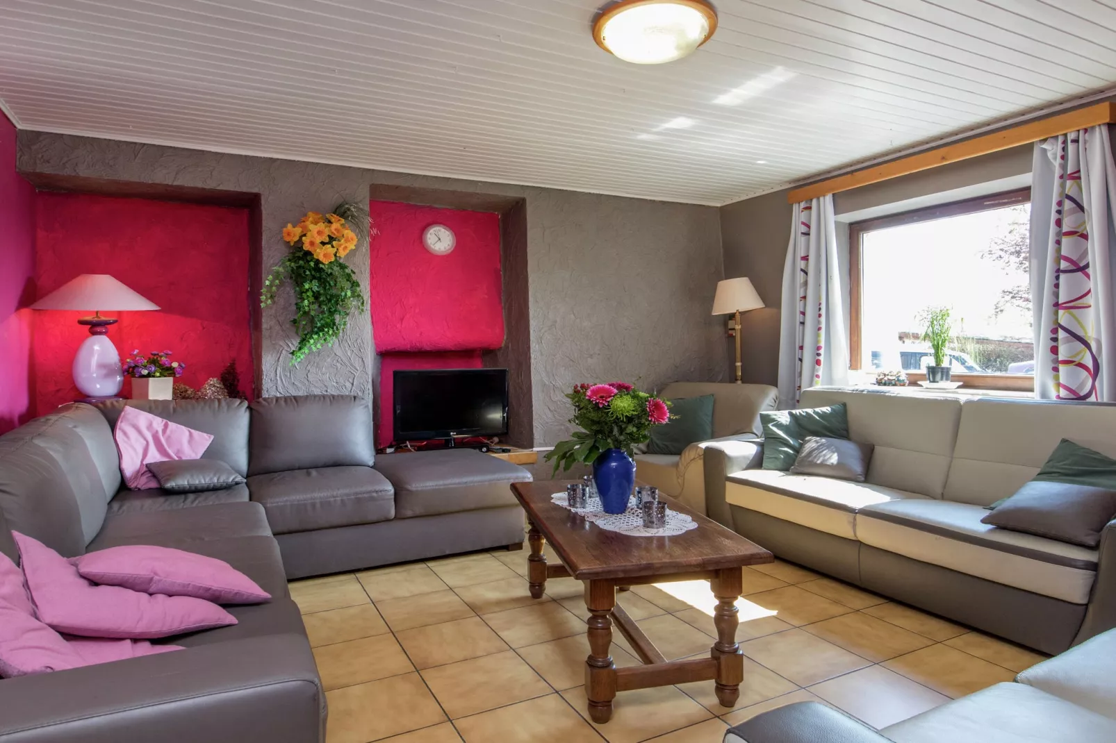 Claire Fontaine-Living room