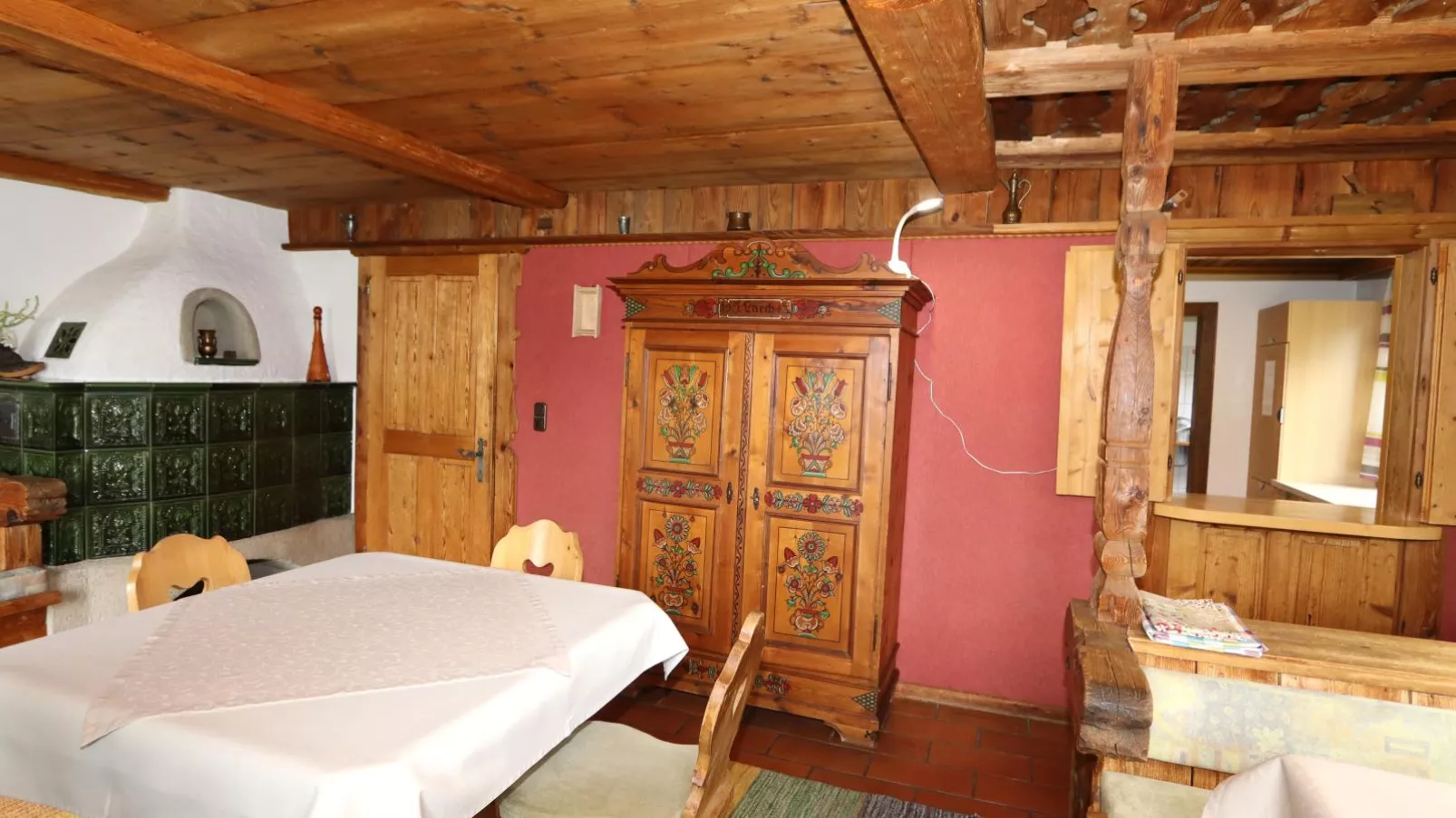 Chalet Rosa-Dining room