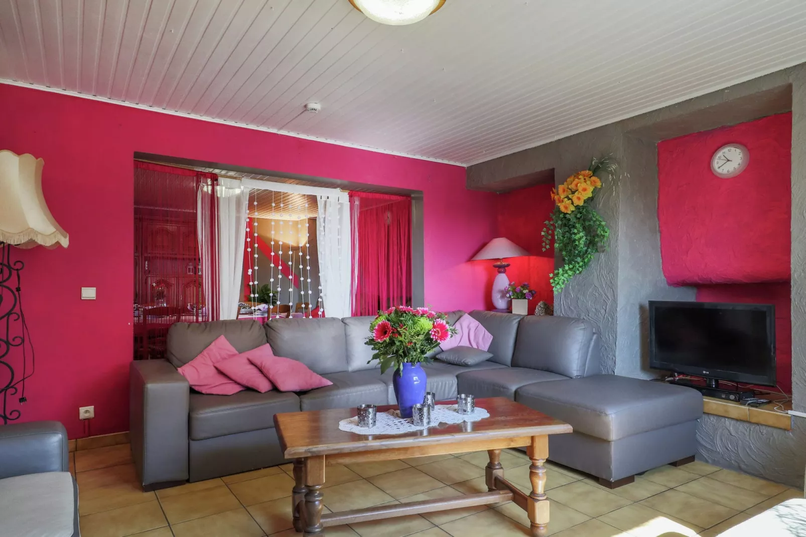 Claire Fontaine-Living room