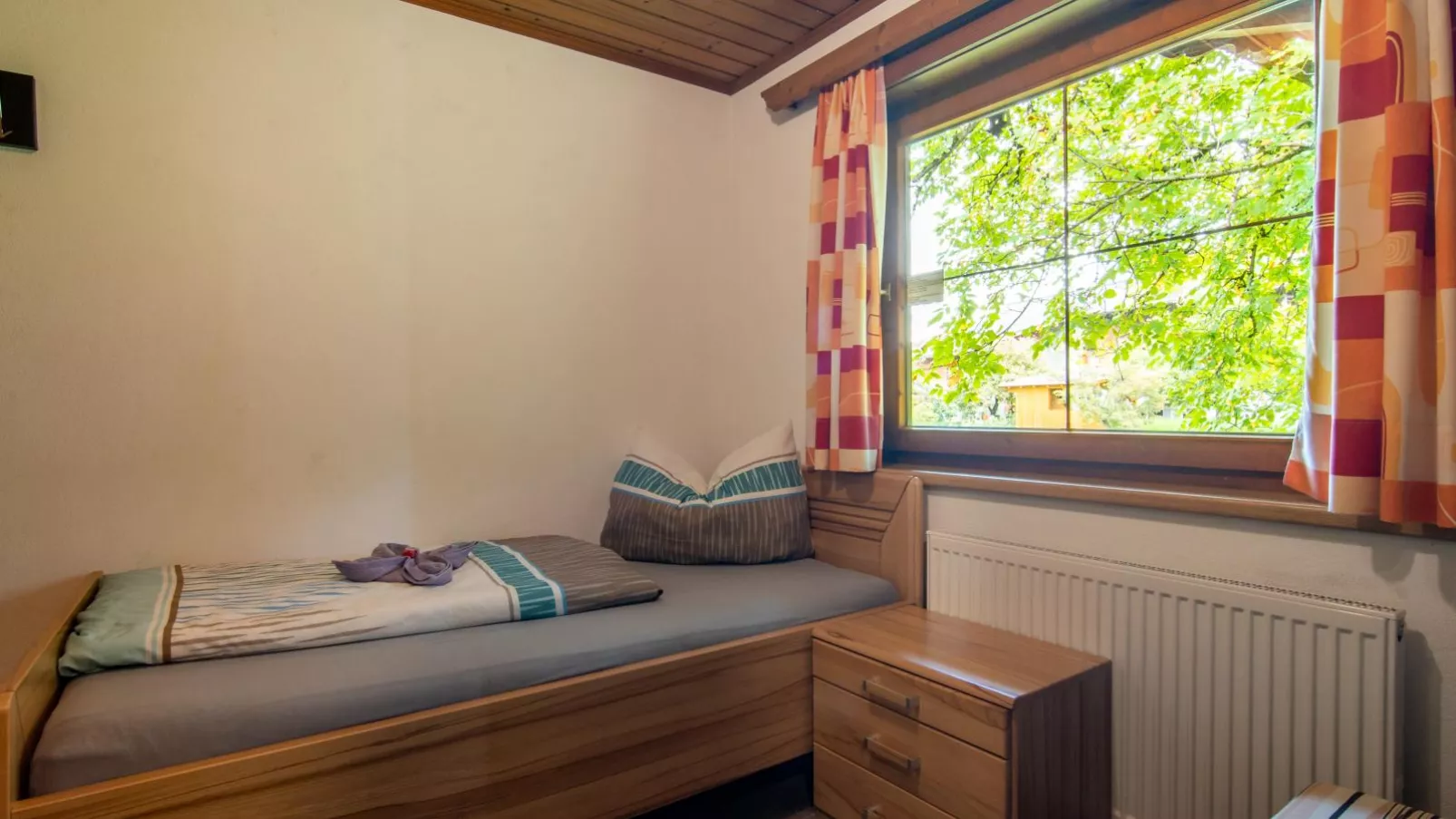 Chalet Rosa-Bedroom