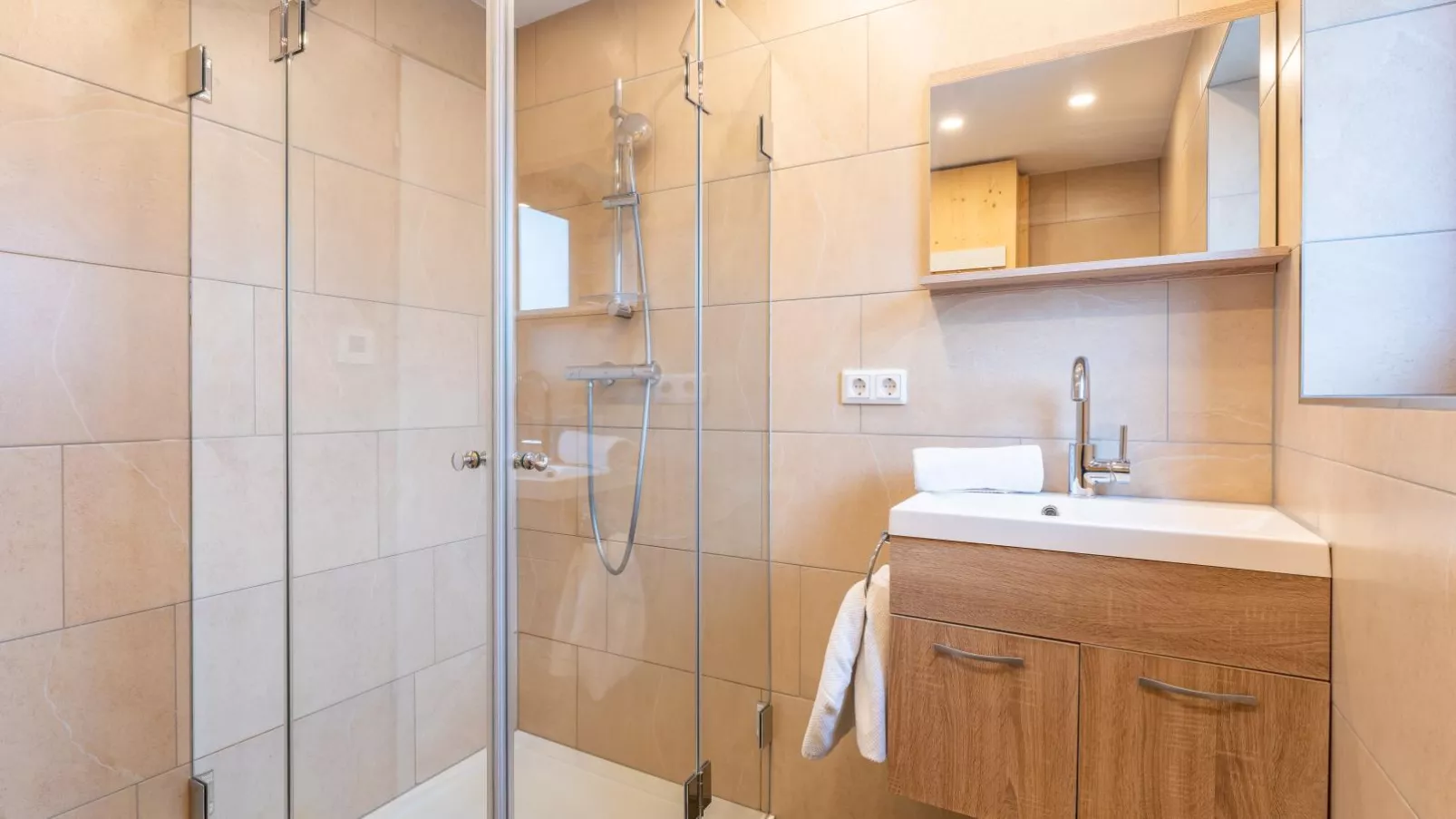 Haus Wald-Bathroom