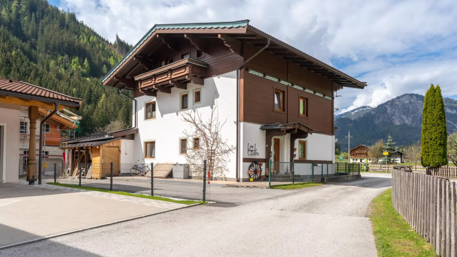 Haus Wald-Exterior summer