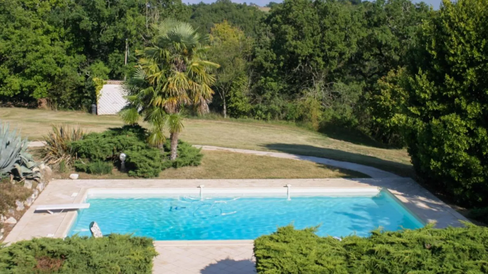 Gites de Saint Maurin-View summer