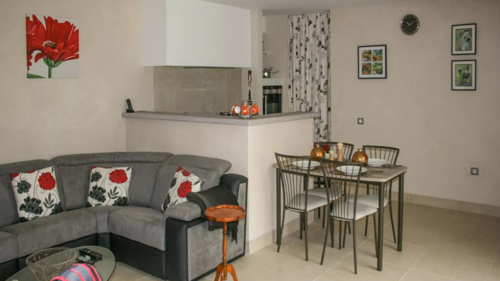 Gites de Saint Maurin-Living room