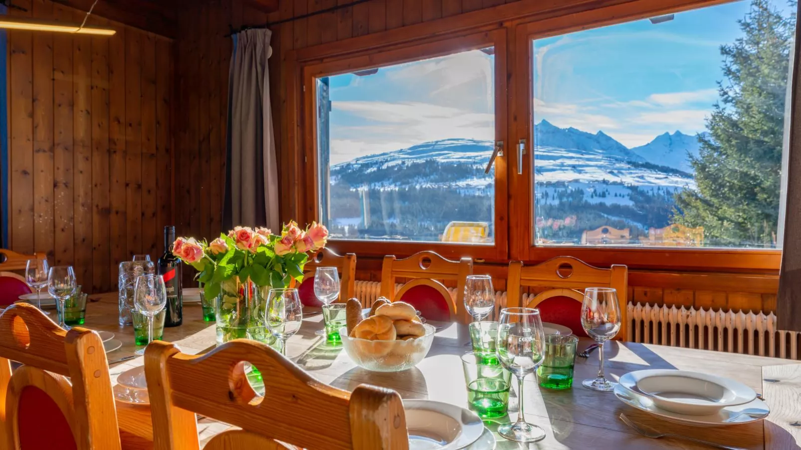 Chalet H XL-Dining room