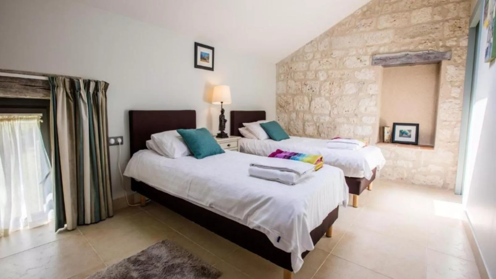 Gites de Saint Maurin-Bedroom