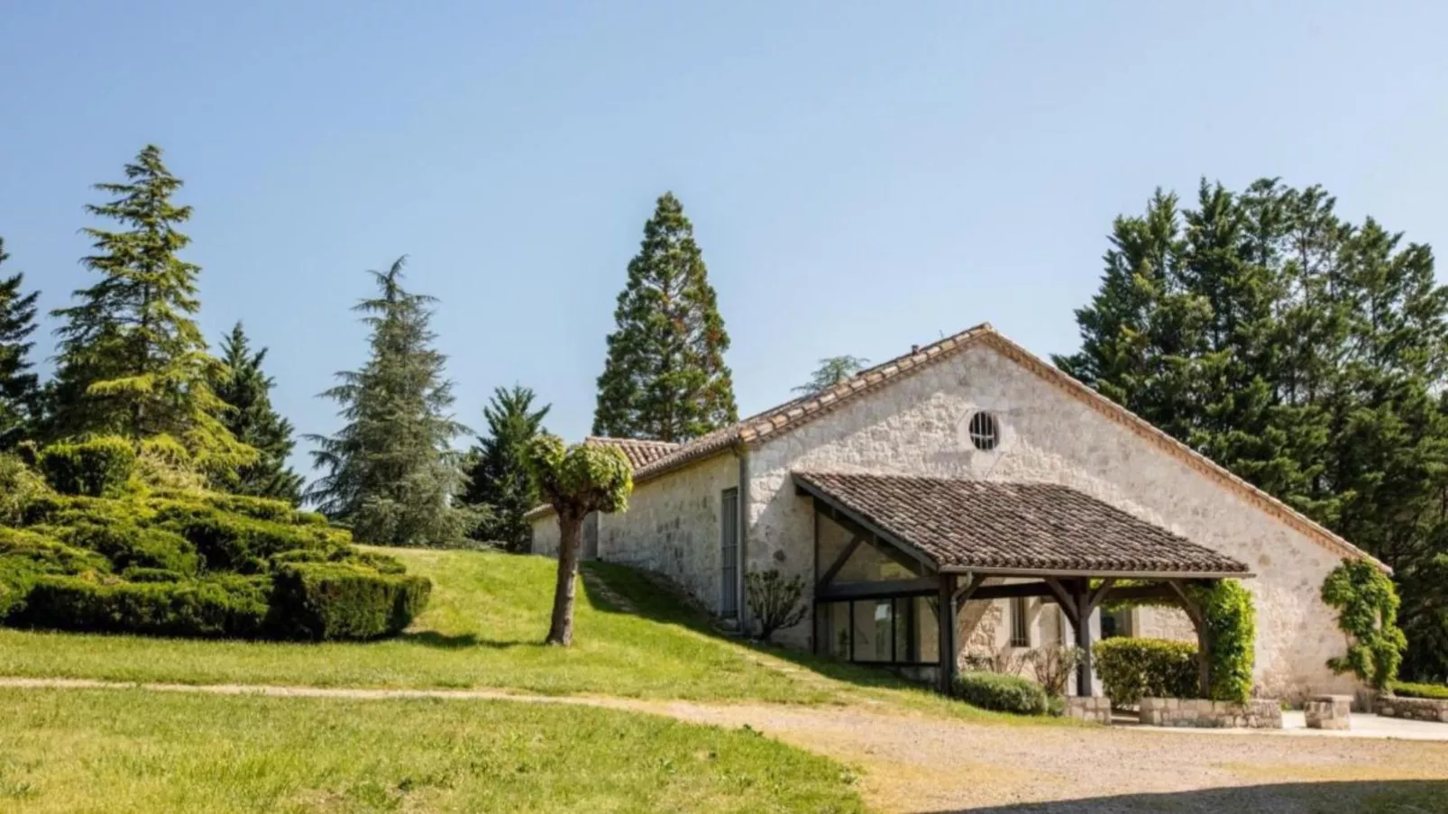Gites de Saint Maurin-Exterior summer