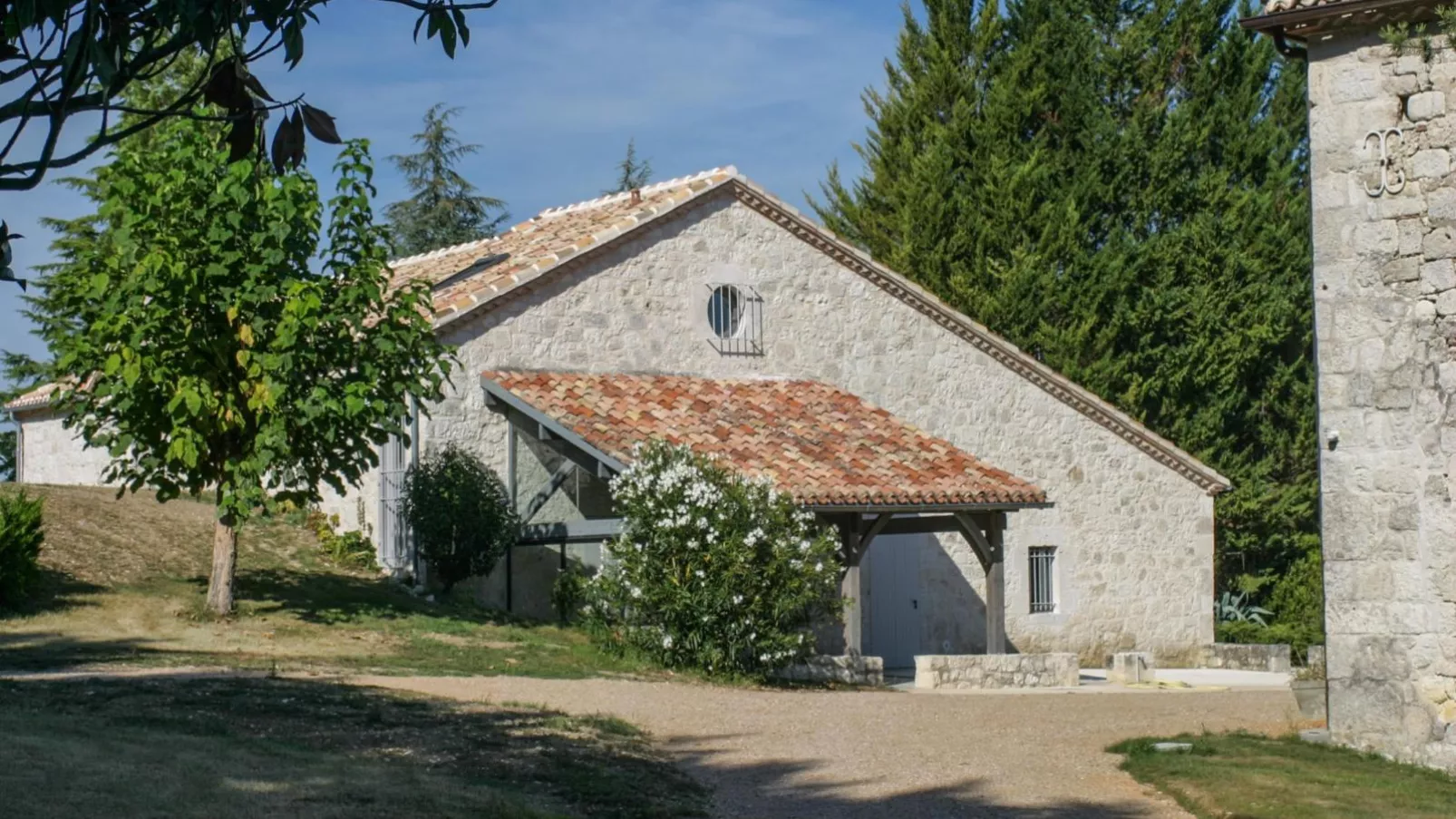 Gite La Sempesserre-Exterior summer