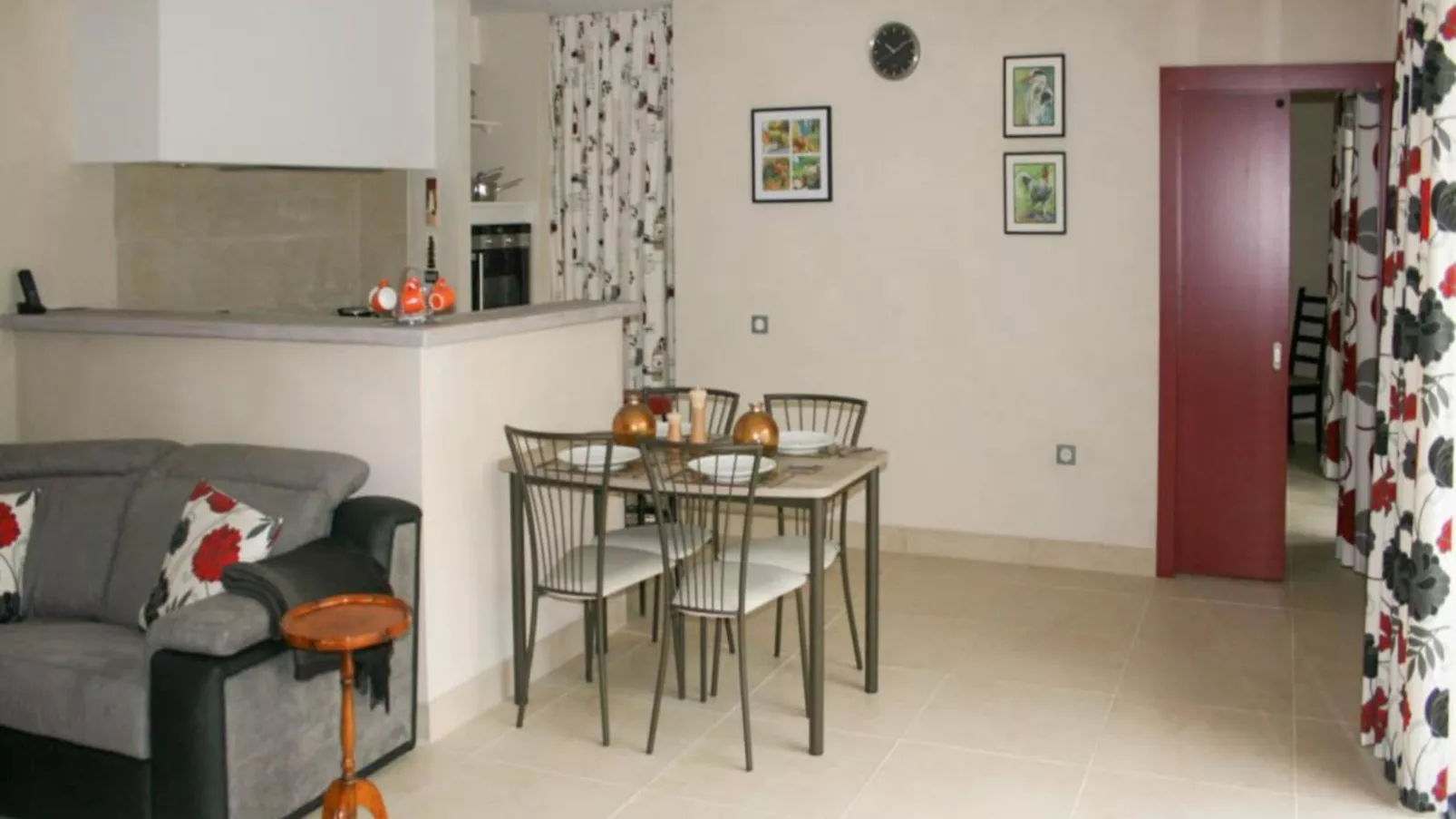 Gite La Sempesserre-Dining room