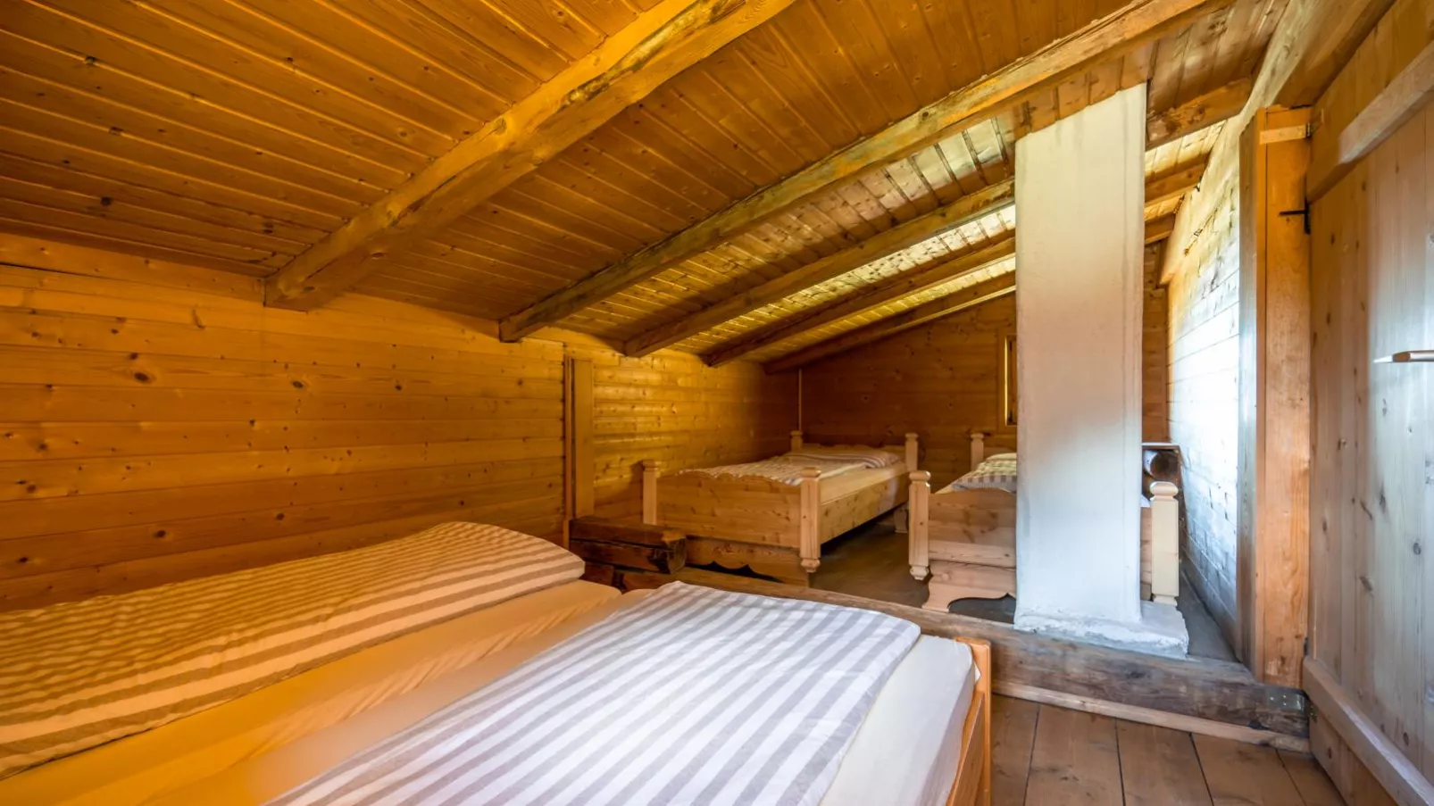 EAGGA-Niederleger Alm-Schlafzimmer