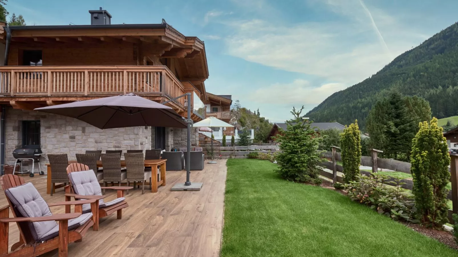 Lodge Amanda-Elise-Terrace balcony