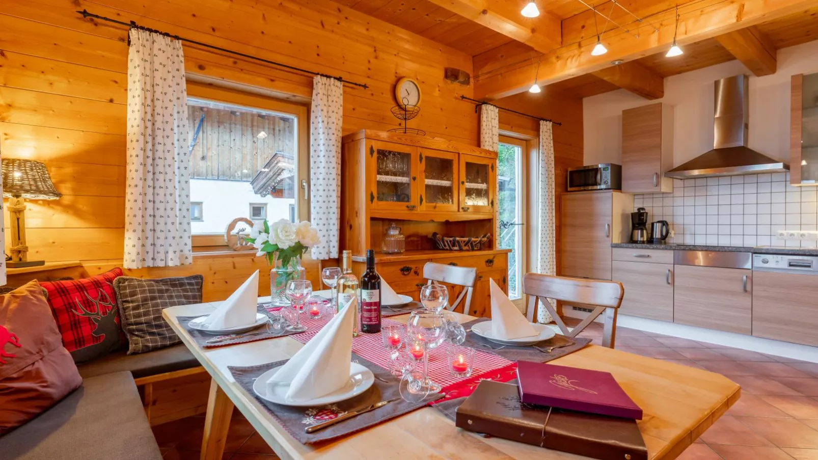 Emely-Salle à manger