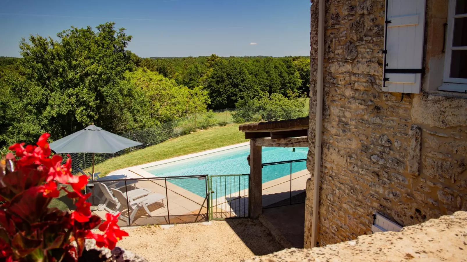 Maison Girou Haut-Schwimmbad