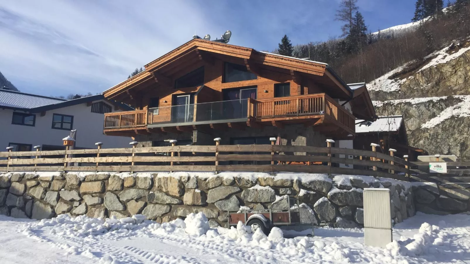 Lodge Elise-Exterior winter
