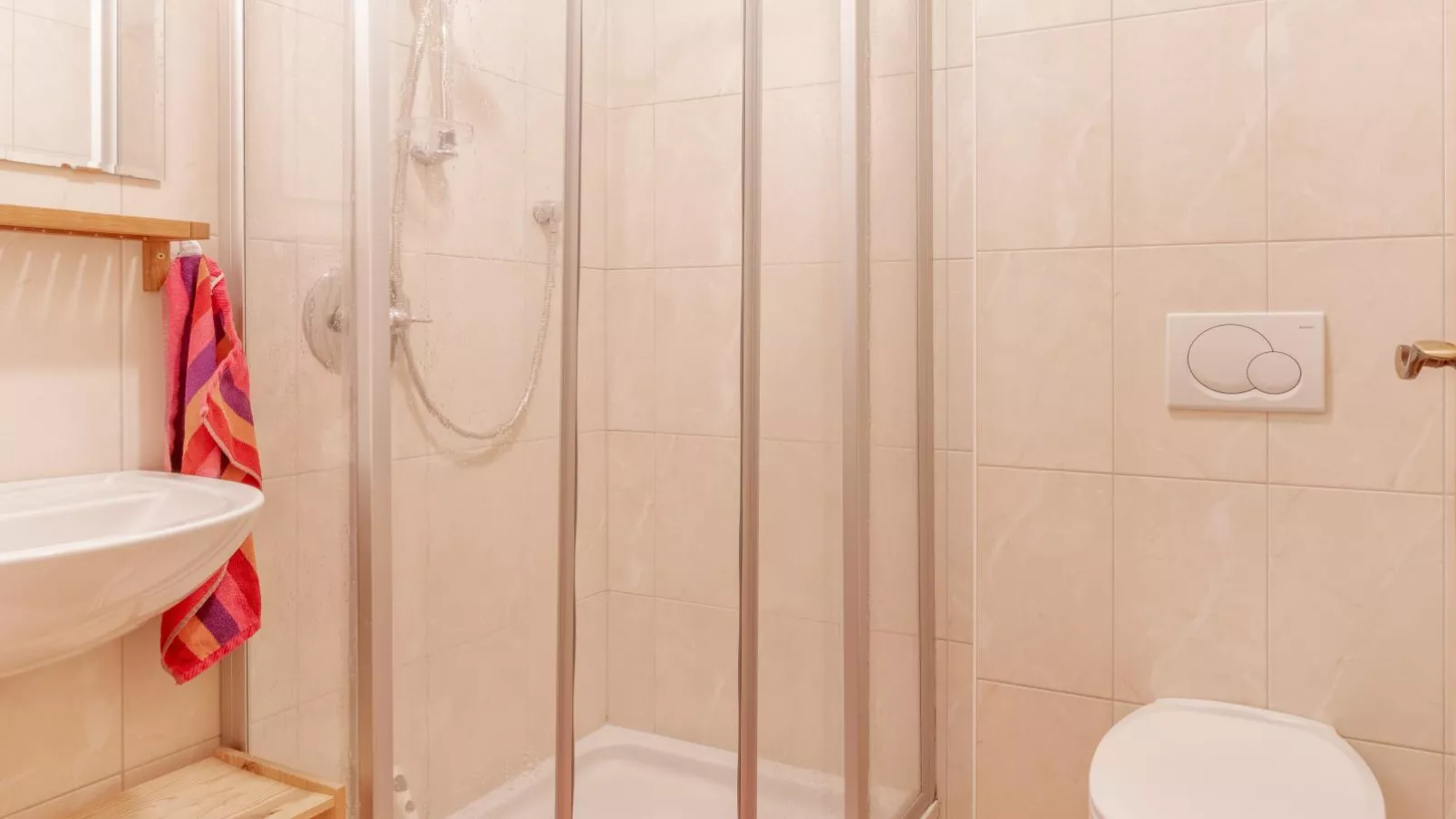 Haus Fernwald Top Rens-Bathroom