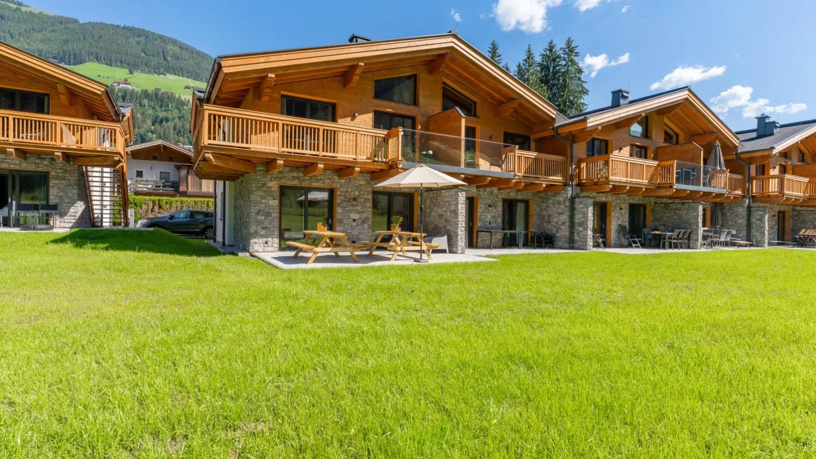 Pinzgau Lodge 2B-Exterior summer