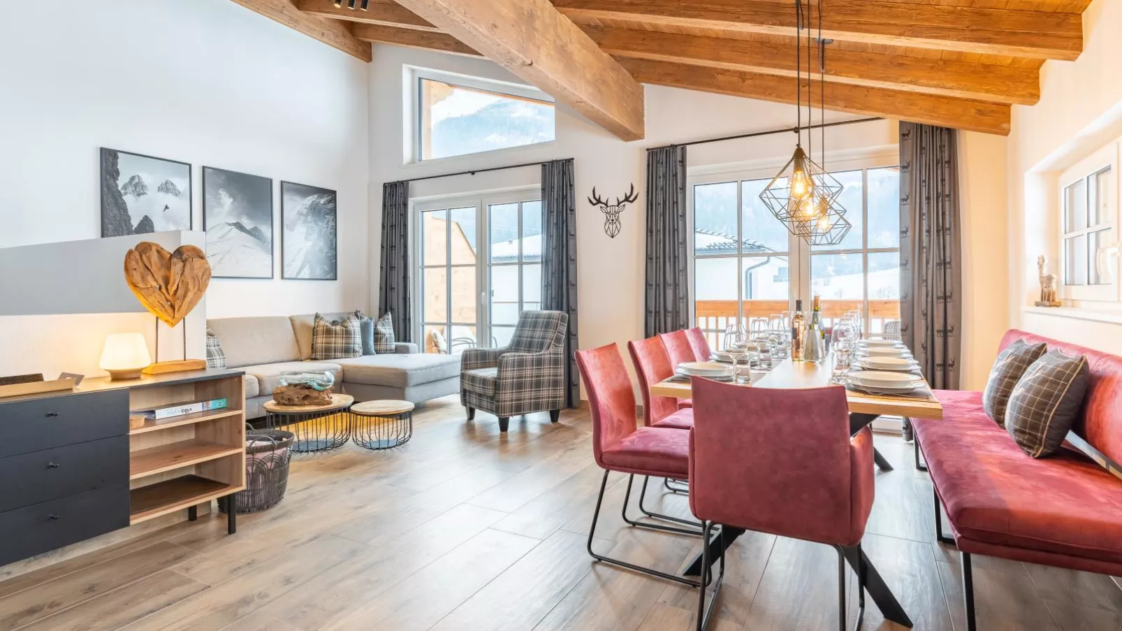 Chalet Aquila-Dining room