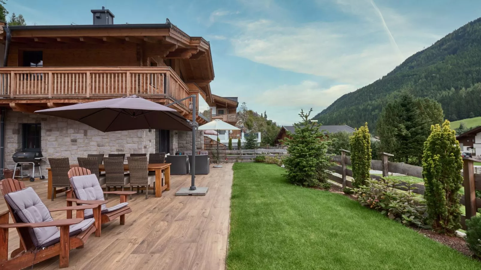 Lodge Amanda-Terrace balcony