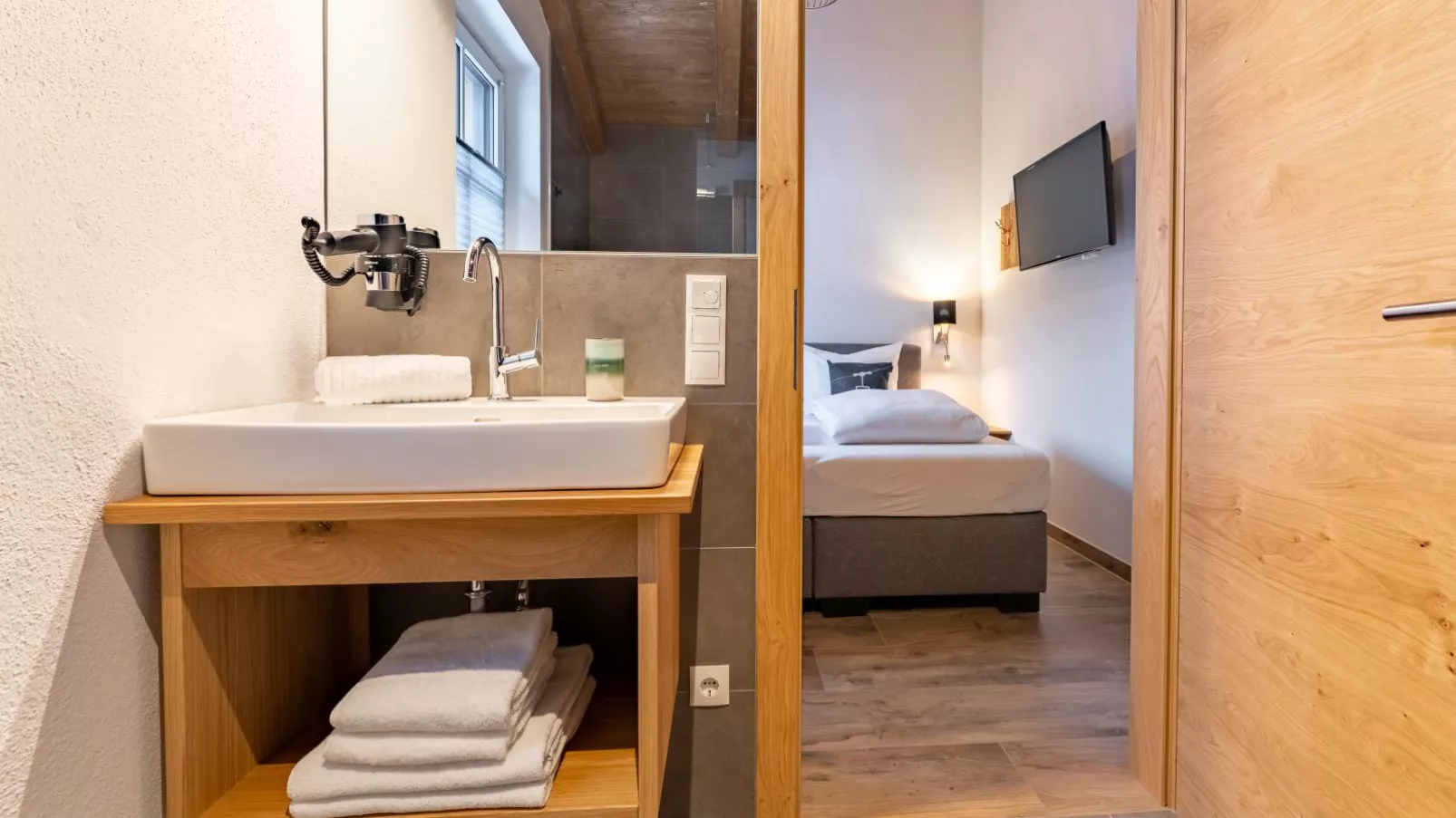 Chalet Aquila-Bathroom
