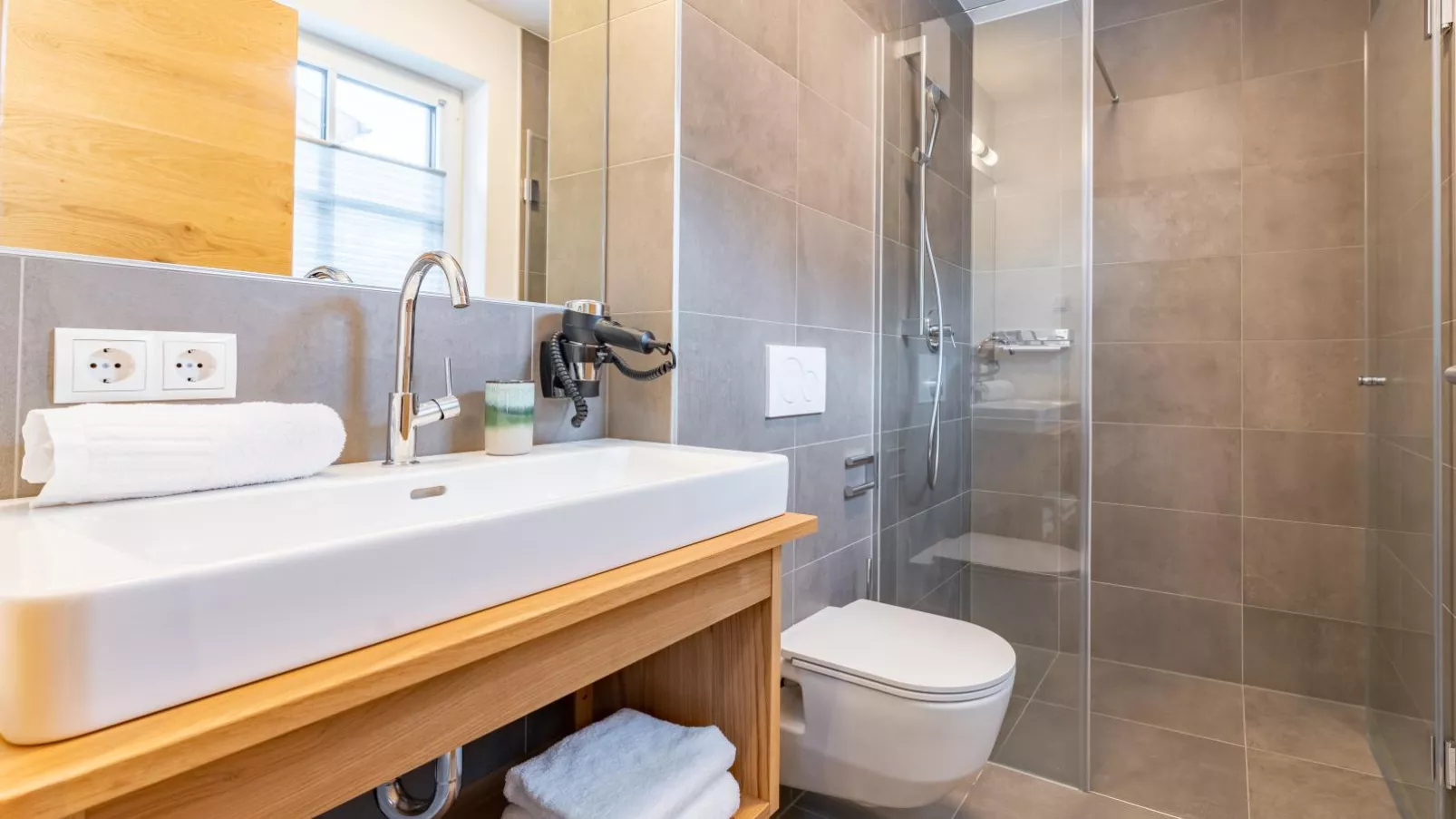 Chalet Aquila-Bathroom