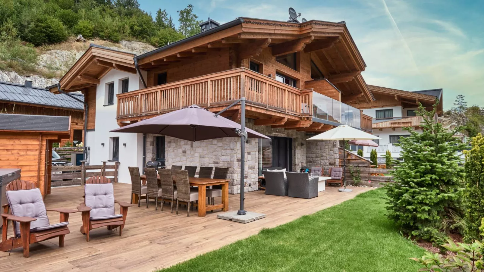Lodge Amanda-Exterior summer