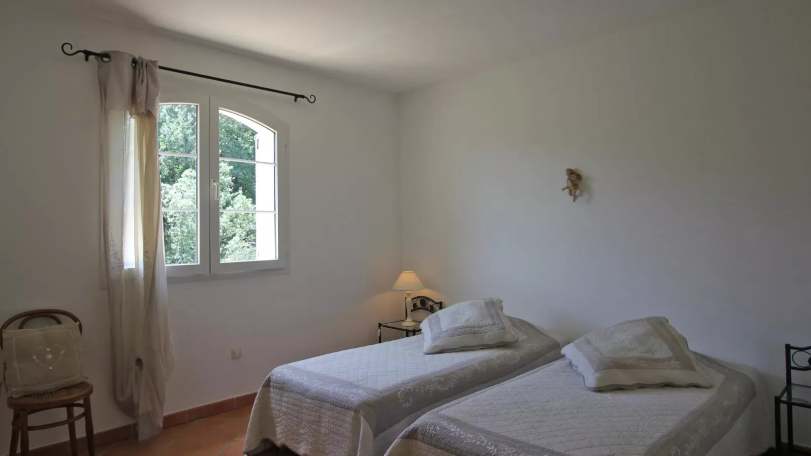 Maison Jaune