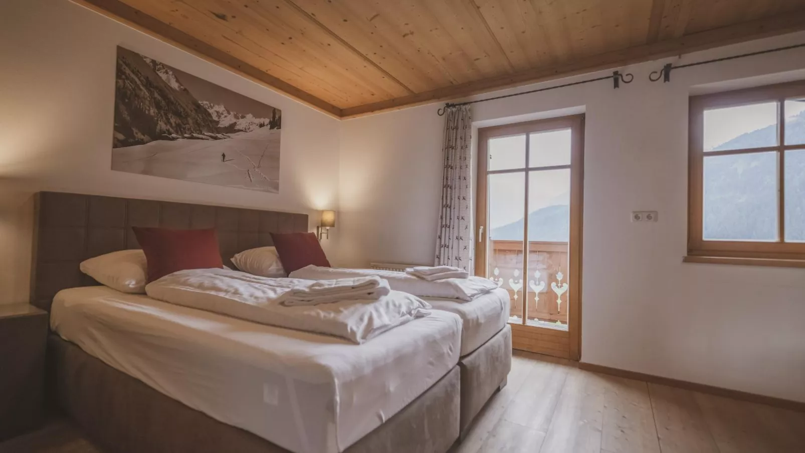 Bella Vista S-Bedroom