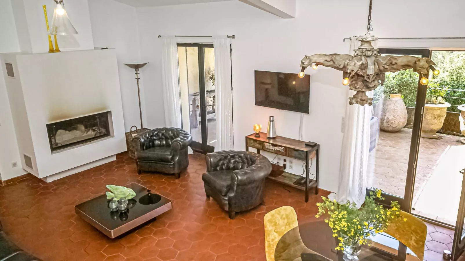 La Bastide Romaine-Living room