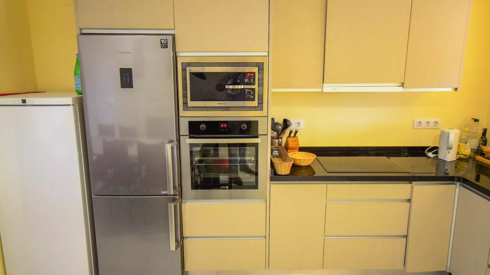 Villa la Fontaine-Kitchen