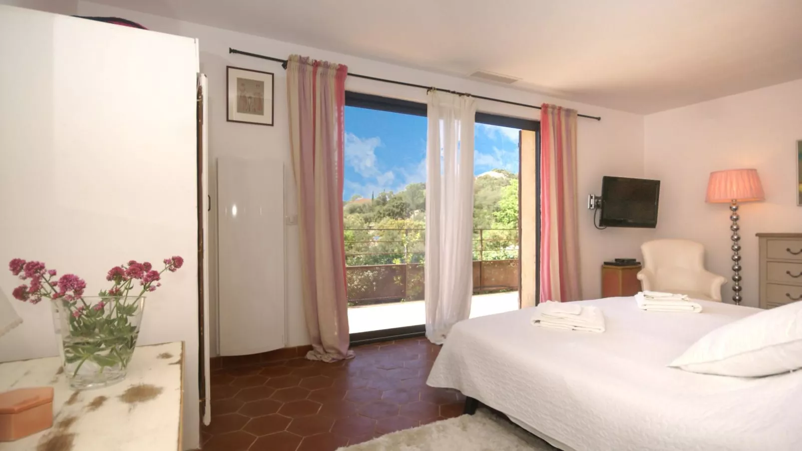 La Bastide Romaine-Bedroom