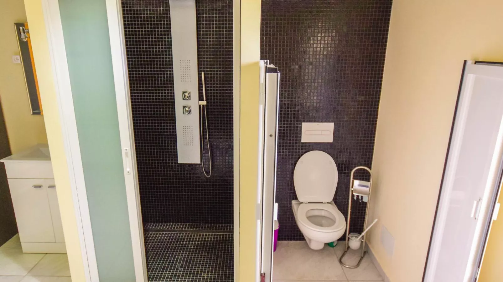 Villa la Fontaine-Bathroom