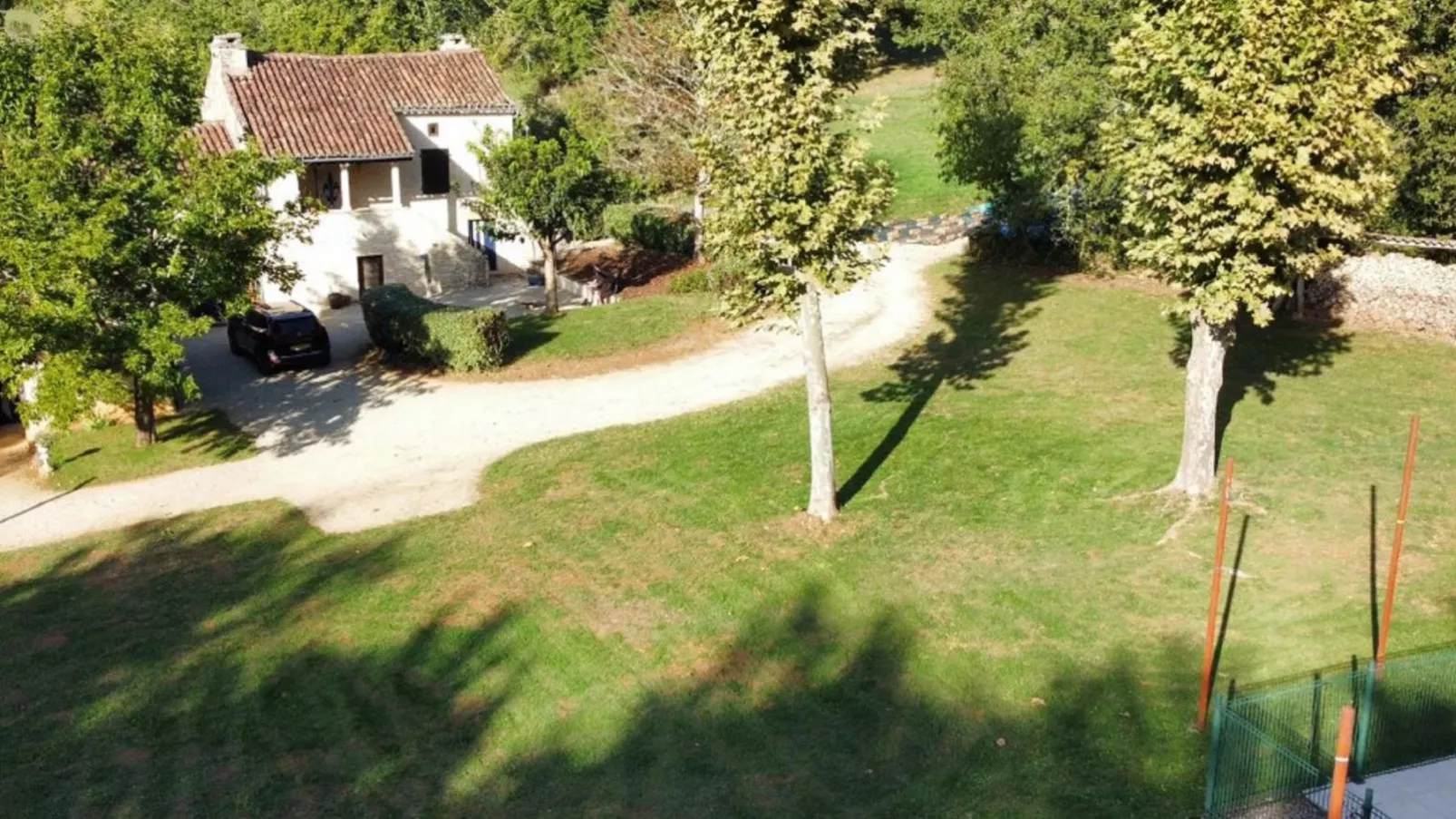 Camp del Four-Exterior summer