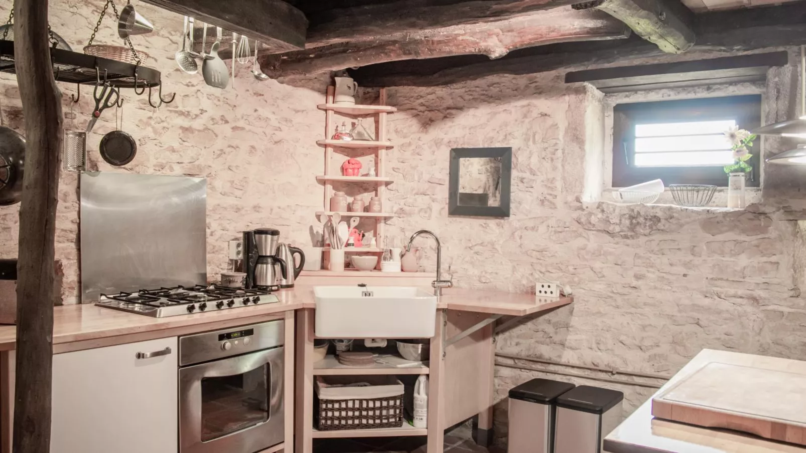 Camp del Four-Kitchen