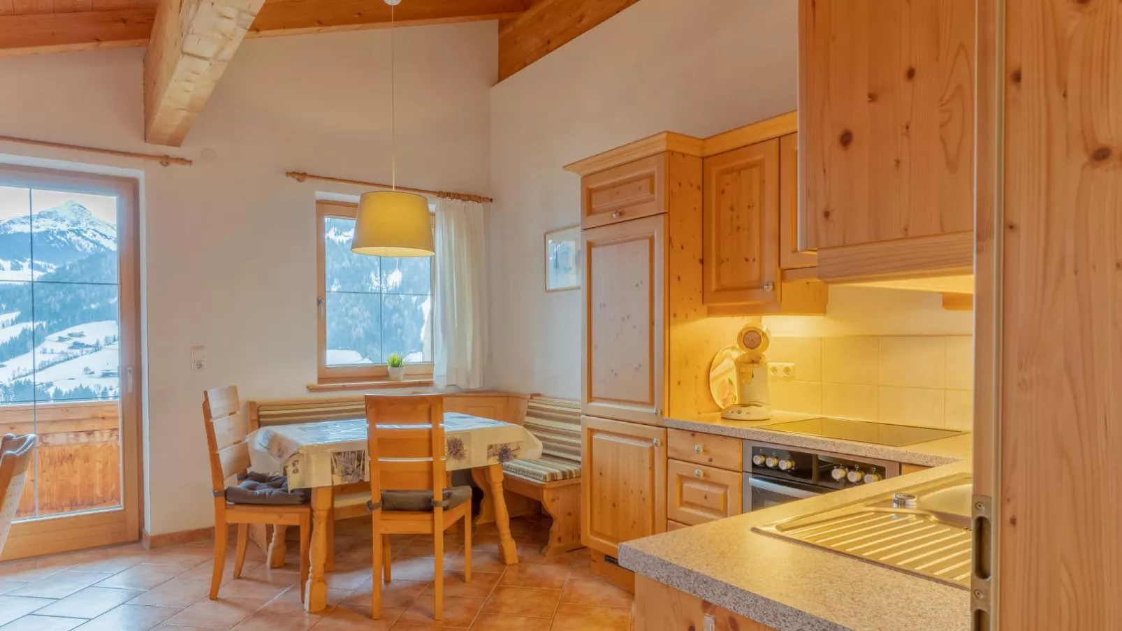 Haus Fernwald-Kitchen