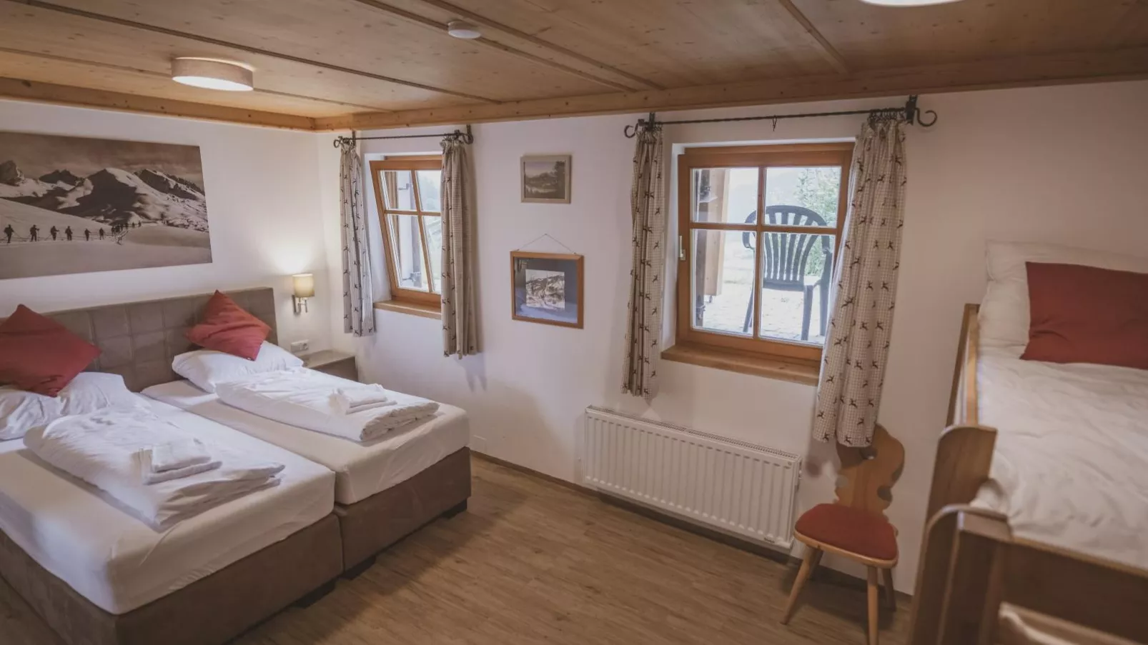 Bella Vista XL-Bedroom