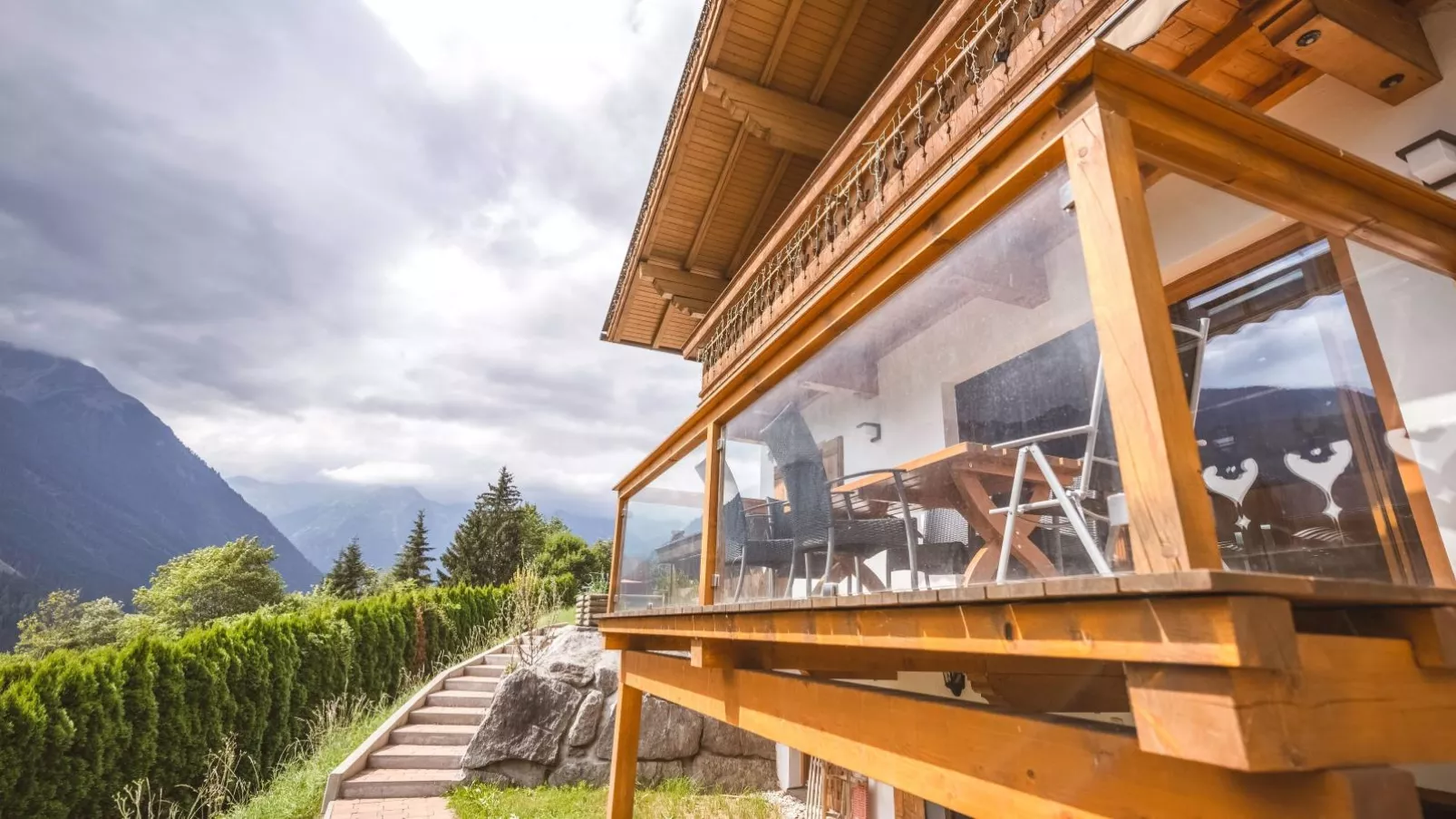 Bella Vista XL-Terrace balcony
