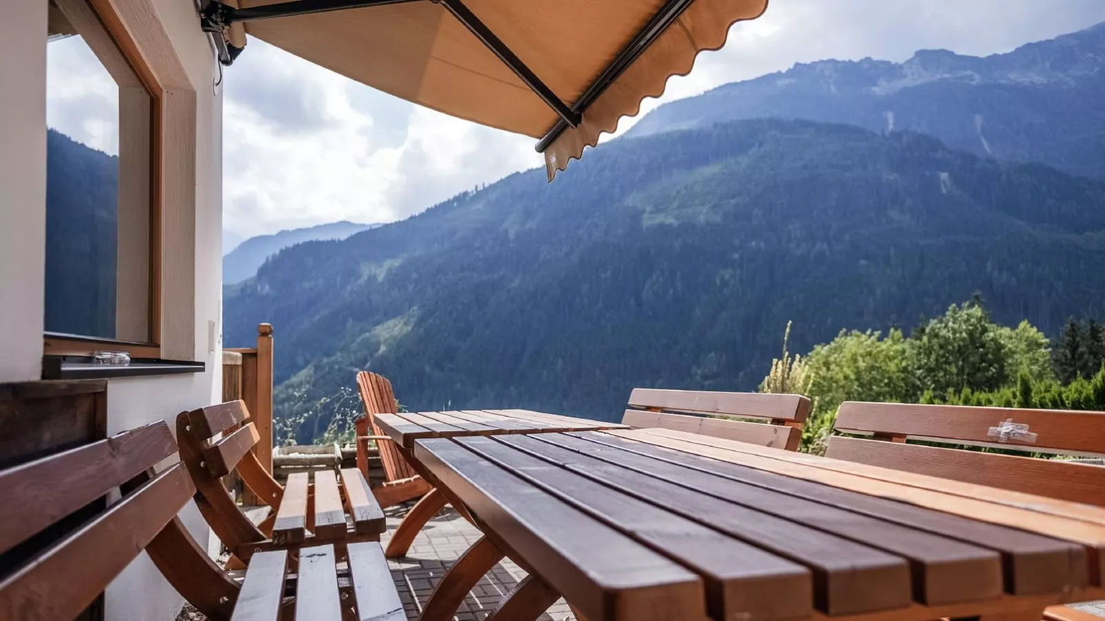 Bella Vista XL-Terrace balcony