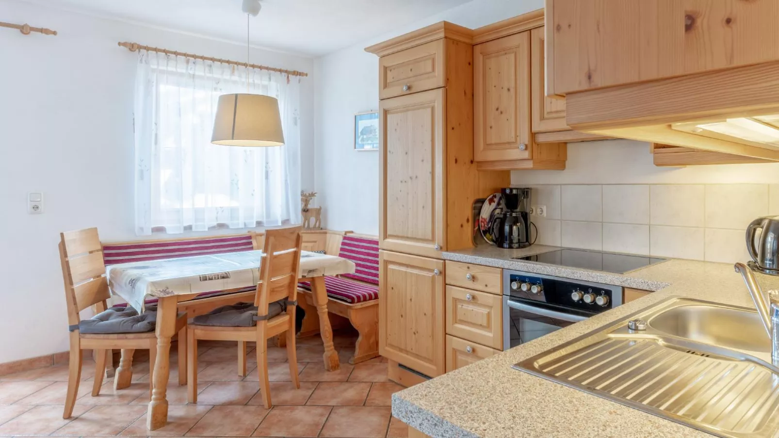 Haus Fernwald-Kitchen