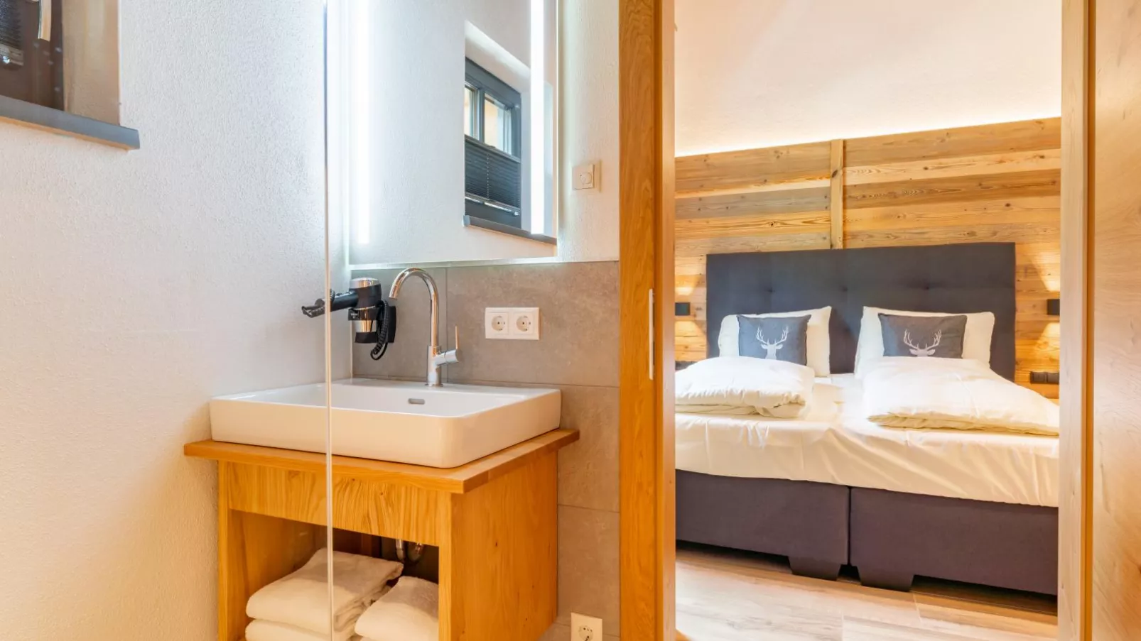 Pinzgau Lodge 1A-Bedroom