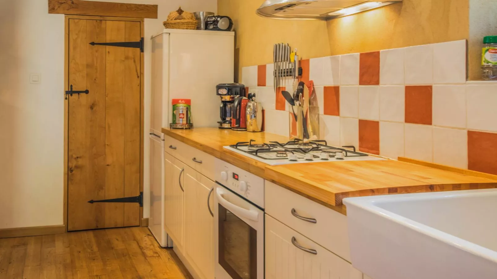 Mas dAmour-Kitchen