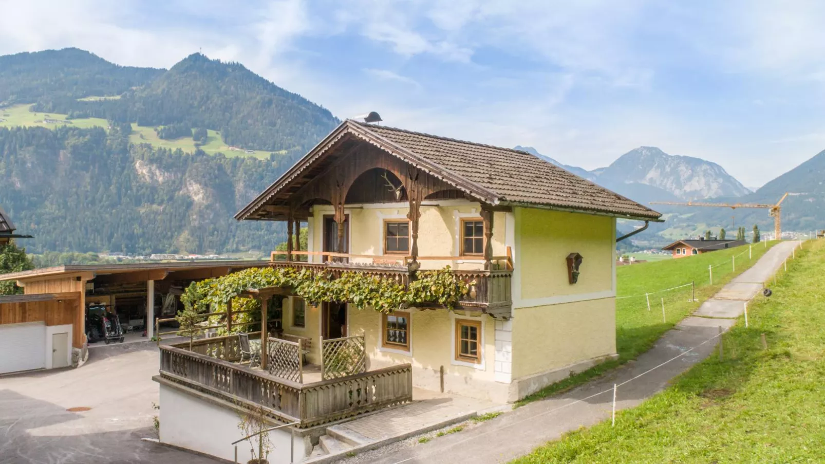 Chalet Anna-Exterior summer