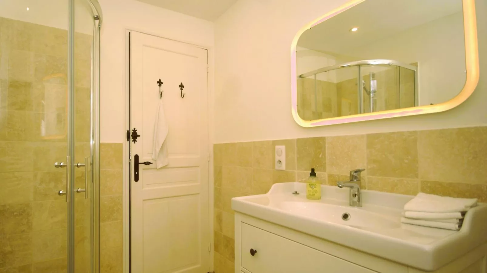 Le Hérisson-Bathroom