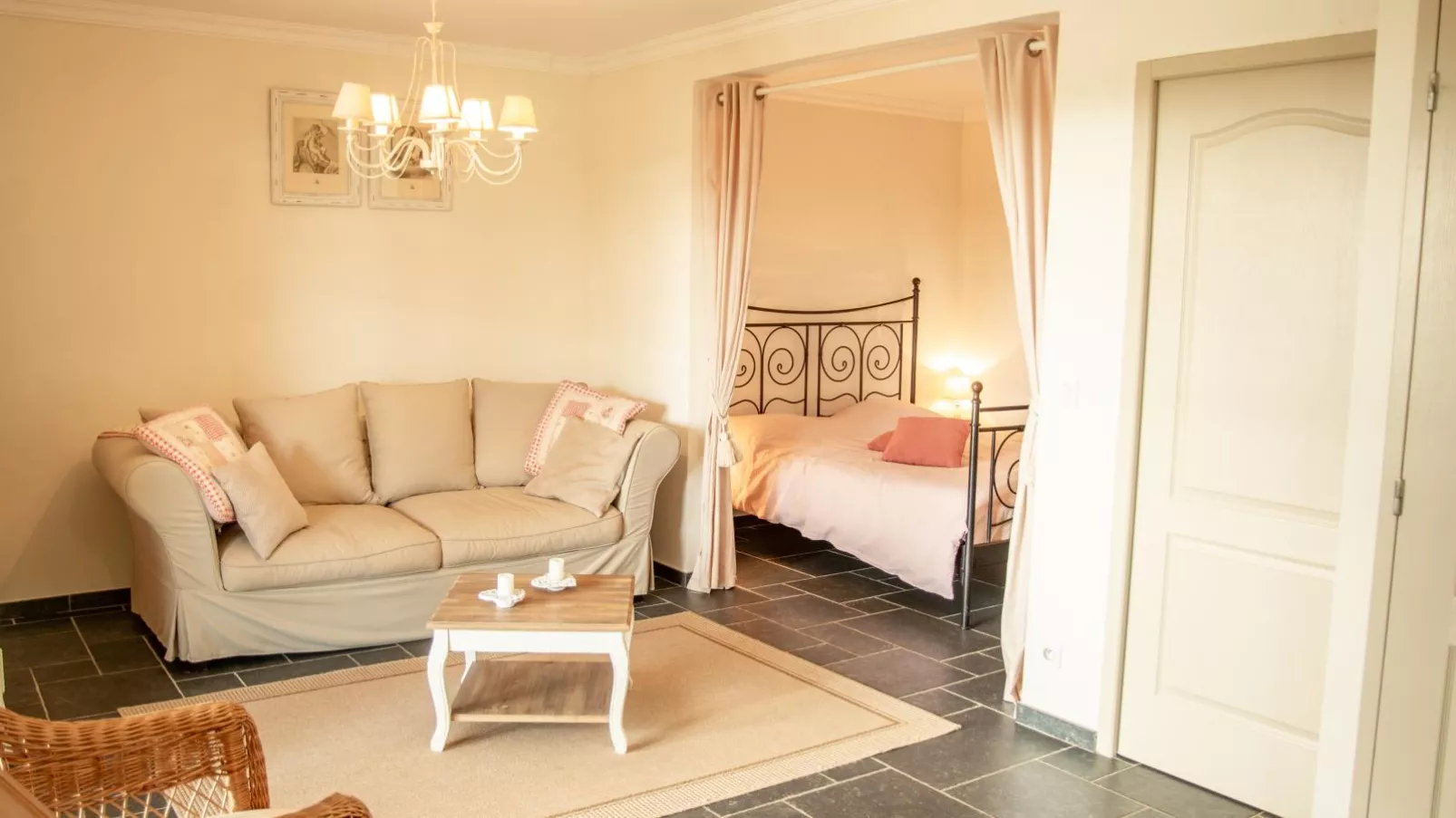 Villa Calloras-Living room