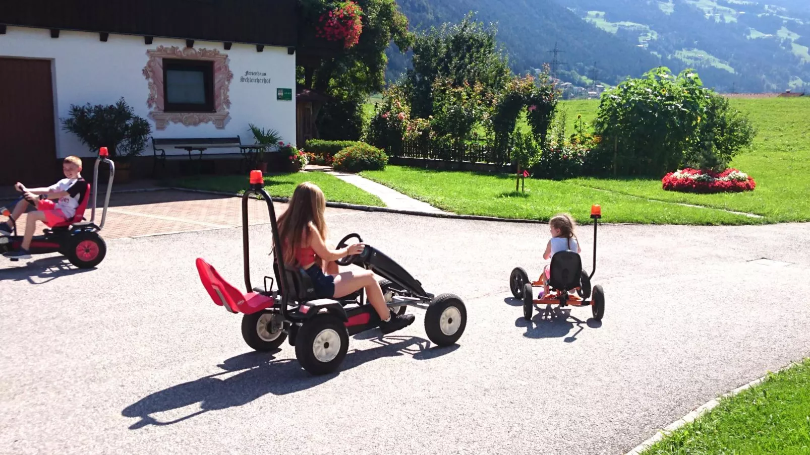 Schleicherhof V-Einrichtungen