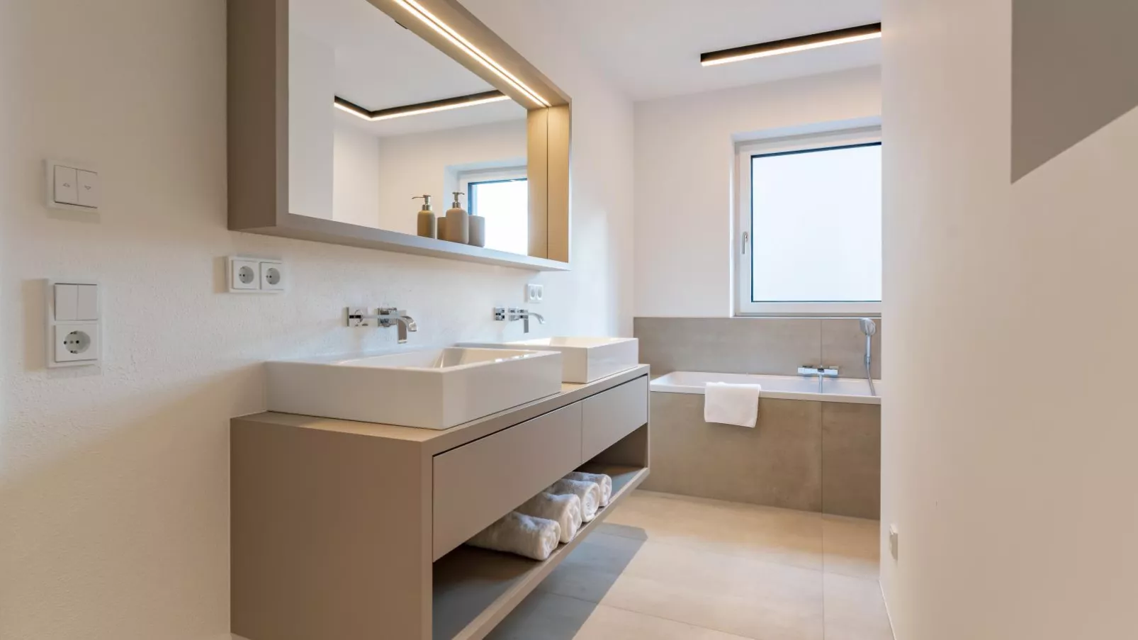 Ferienwohnung Emilia-Bathroom
